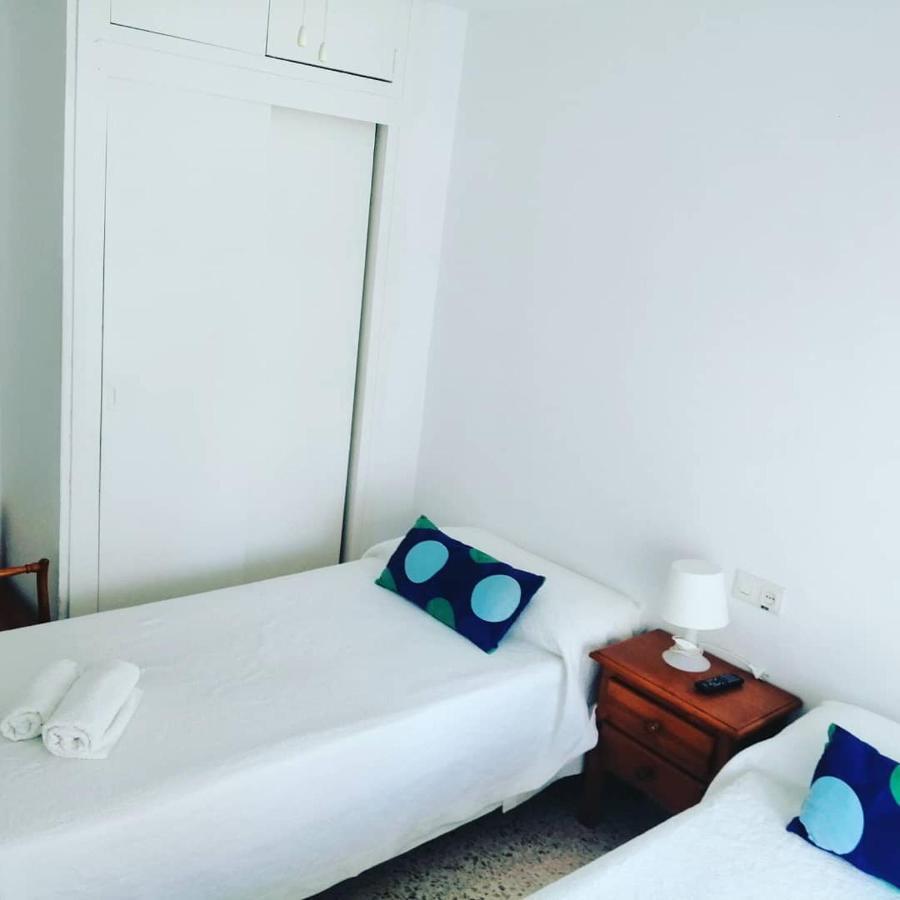 Hostal La Parada Hotel Huelva Buitenkant foto